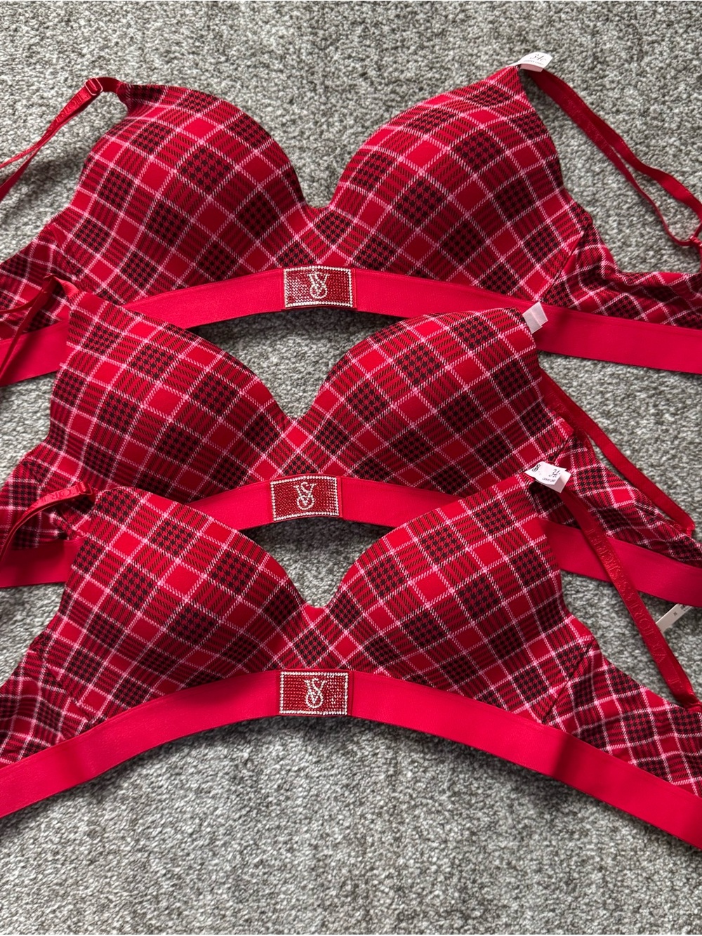 Victoria's Secret Red Plaid Contour Push-Up Bra Set